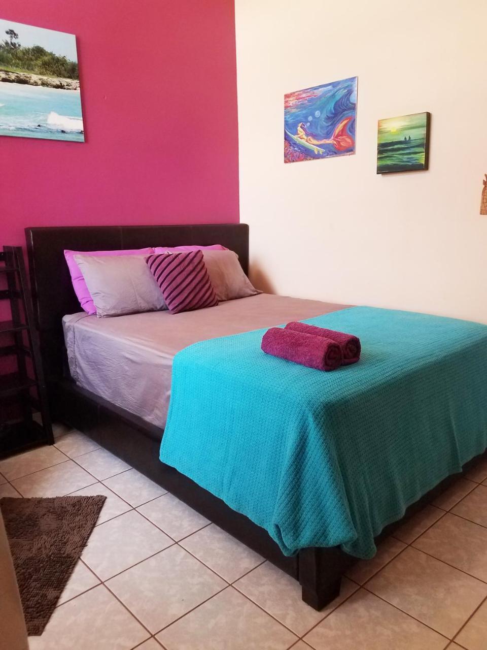 Wssm Surf House Bed & Breakfast Aguadilla Ngoại thất bức ảnh